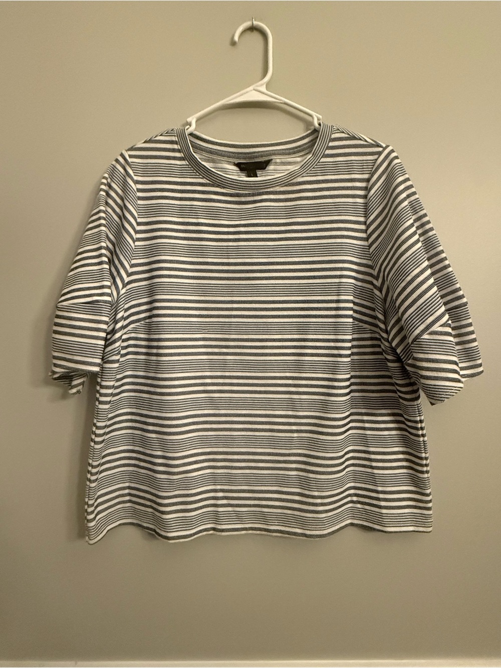 Banana Republic blue/gray striped blouse, Large, EUC